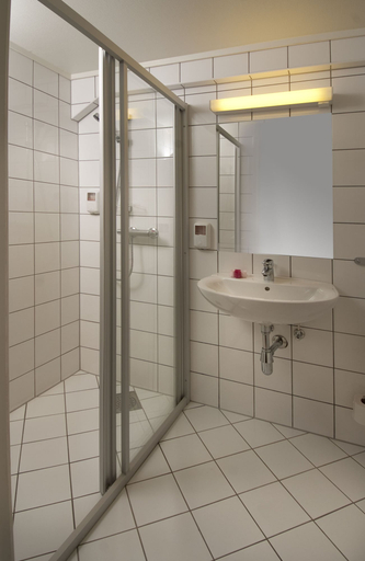 Bathroom 4, Thon Hotel Baronen, Ålesund