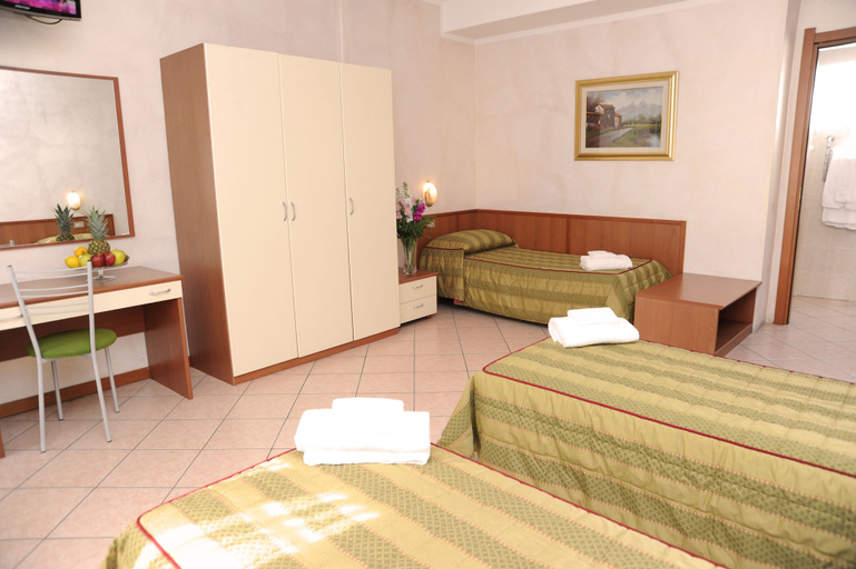 Bedroom 4, Hotel San Siro Fiera, Milano
