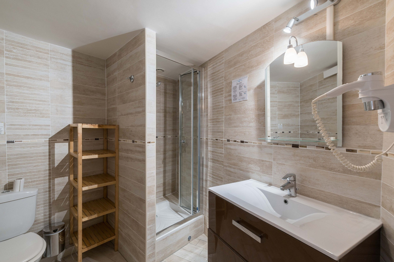 Bathroom 3, Cap Riviera, Var