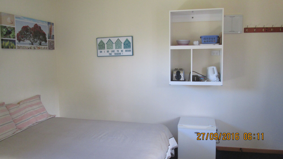 Bedroom 3, Catlins Newhaven Holiday Park, Clutha