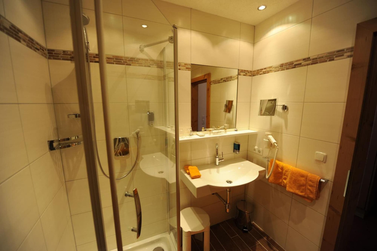 Bathroom 4, Hotel Post Kappl, Landeck