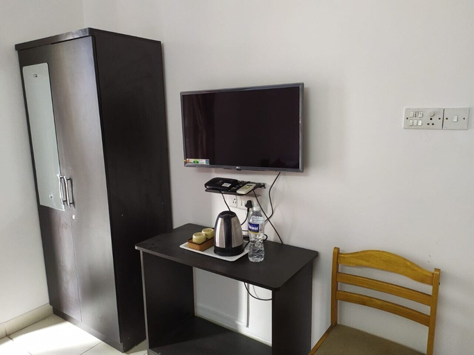 Others 4, Happy Stay Service Apartment, Pune