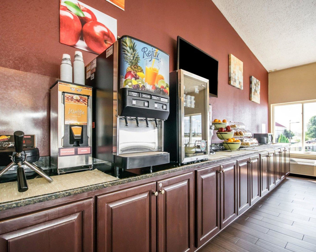 Food & Drinks 4, Quality Inn & Suites Elizabethtown, Hardin