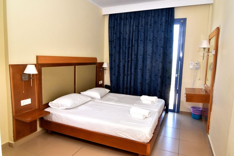 Bedroom 2, Hermes Hotel, South Aegean