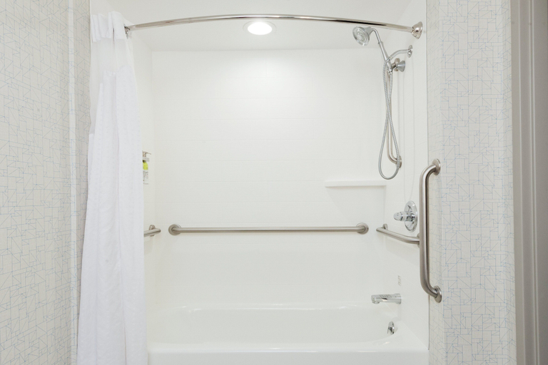 Bathroom 4, Holiday Inn Express & Suites MONTGOMERY E - EASTCHASE, Montgomery