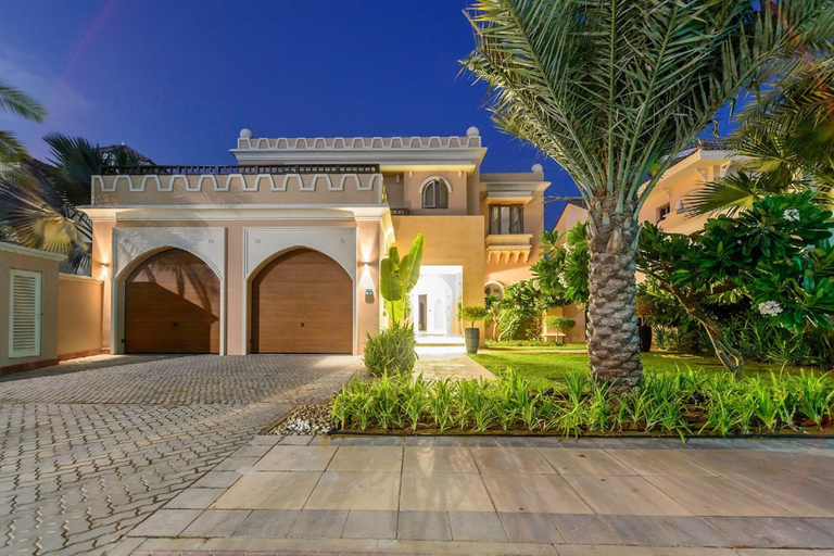 Property entrance 5, Villa Sunset Beach Palm Jumeirah, Dubai