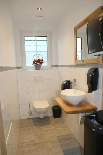 Bathroom 4, Apartments Schmiedgut, Liezen