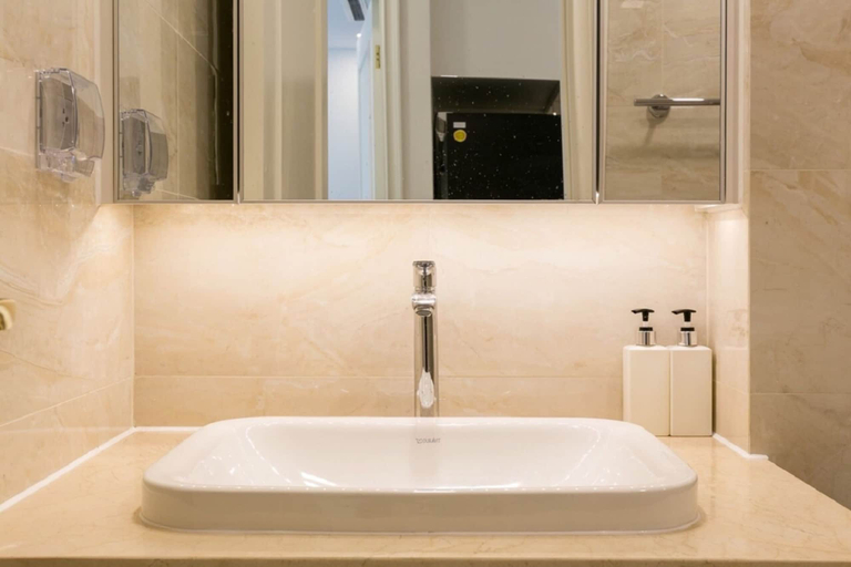 Bathroom 4, Vinhomes Golden River Ruby, District 1