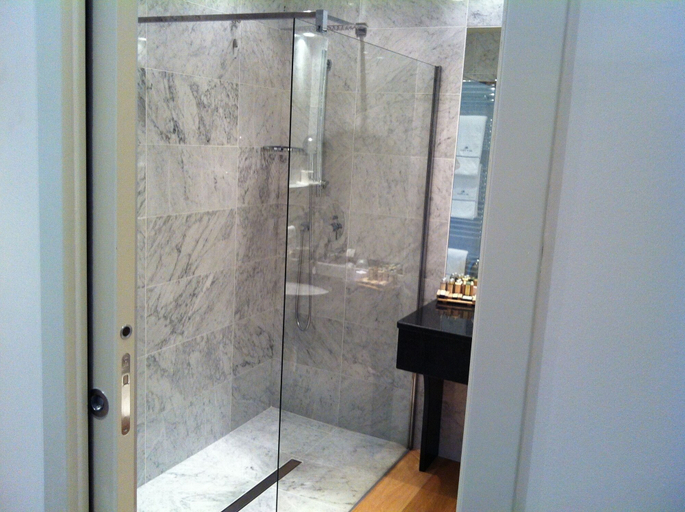 Bathroom 5, Novessentia, Verbano-Cusio-Ossola