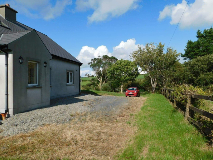 Exterior & Views, Delightful Bungalow Near Skibbereen & Baltimore