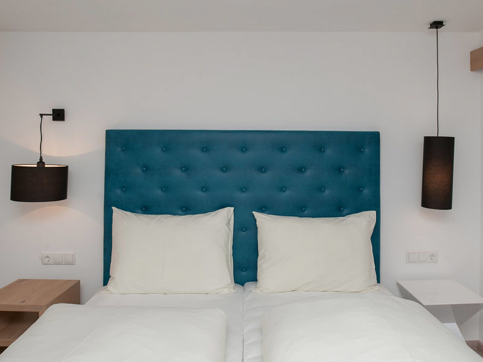 Bedroom 3, Hotel Bergwelt, Imst