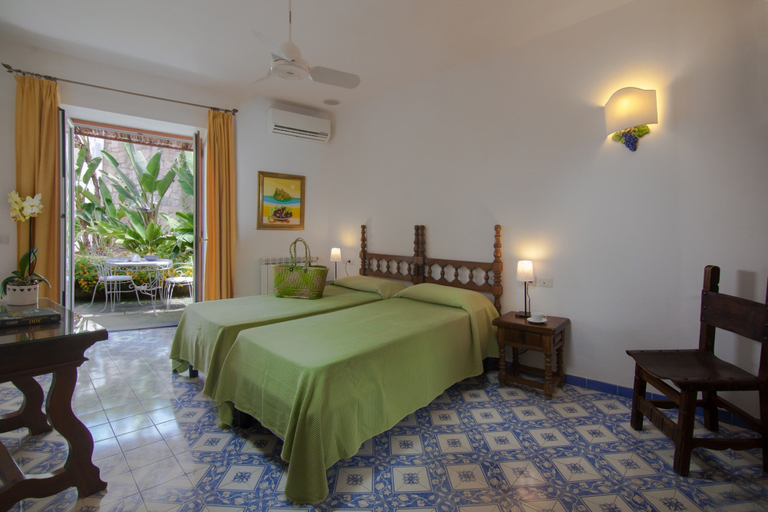 Bedroom 4, Semiramis Hotel De Charme, Napoli