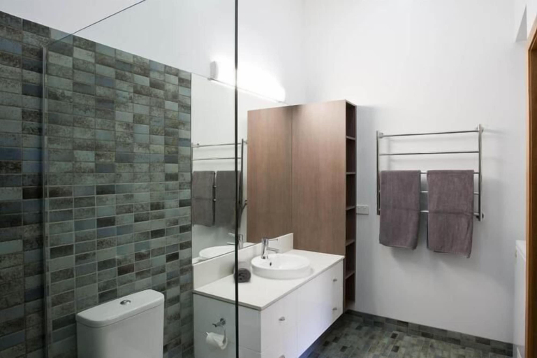 Bathroom 4, Altitude Apartments, Falls Creek Alpine Resort