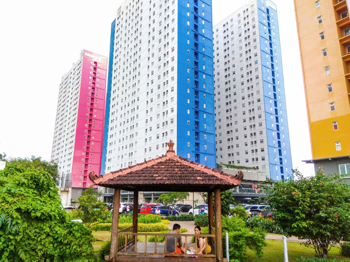 Exterior & Views, Comfy 2BR Apartment at Green Pramuka City, Central Jakarta
