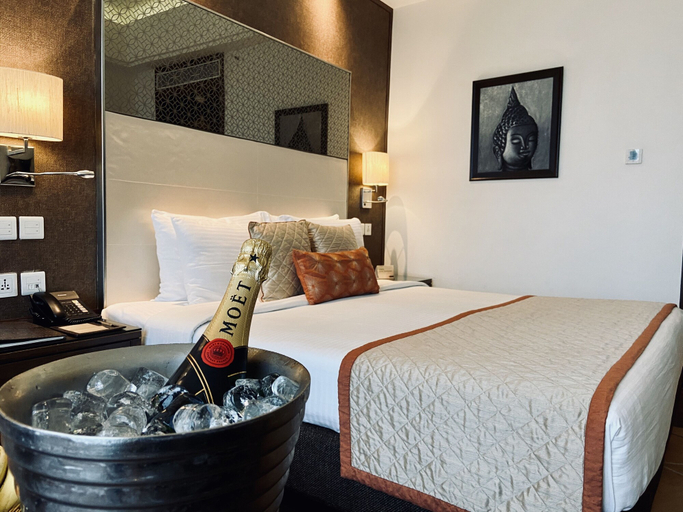 Bedroom 3, The Landmark Hotel, Kanpur Nagar