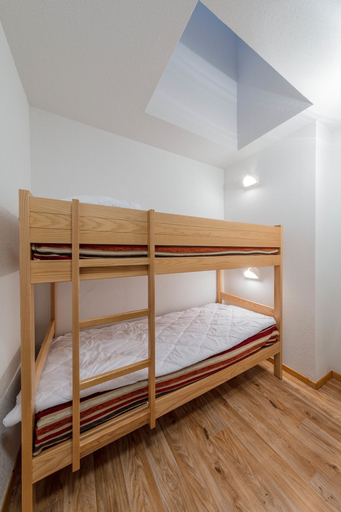 Bedroom 2, Noemys Les Balcons de Bois Méan, Hautes-Alpes