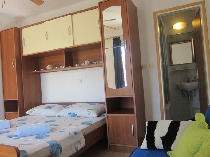 Bedroom 3, Apartmani Kresic, Hvar