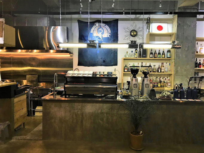 Food & Drinks 5, AIEN Coffee and hostel, Chatan