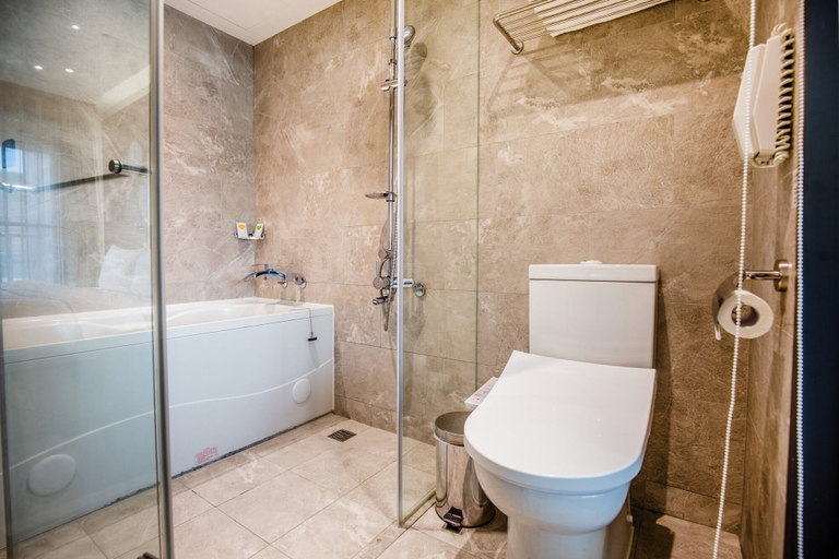 Bathroom 5, Green World Hotel Songshan, Taipei City