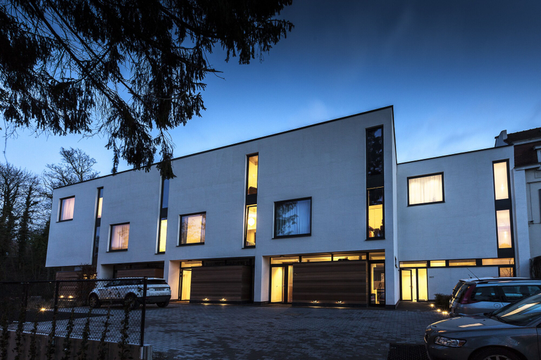 Exterior & Views, Unit 3 - Modern Smart Home Triplex Private Garden & Parking, Bruxelles