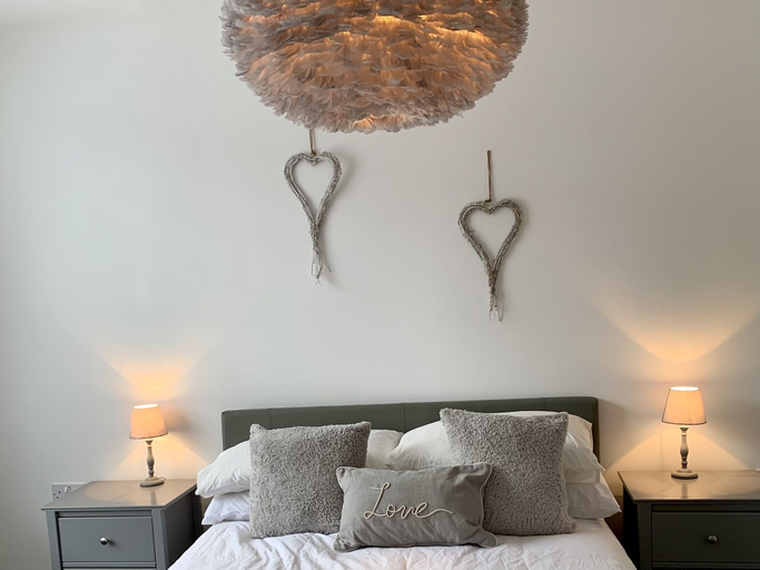 Bedroom 3, Charming Apartment Ilfracombe, Central Location, Devon