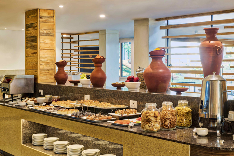 Food & Drinks 5, Sterling Wayanad, Wayanad