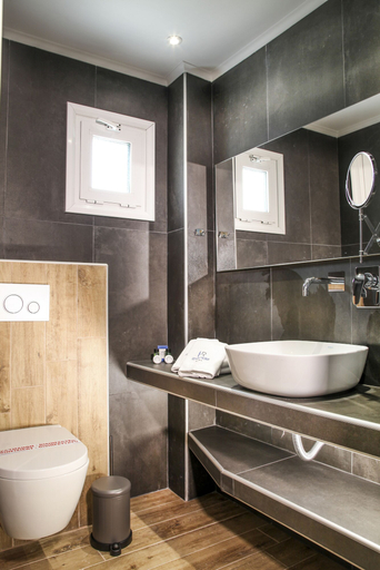 Bathroom 5, Royal Hotel and Suites, Central Macedonia