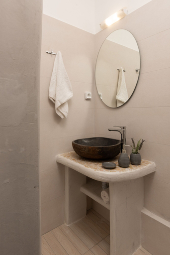 Bathroom 4, Aqua Naxos Apartments and Suites, South Aegean