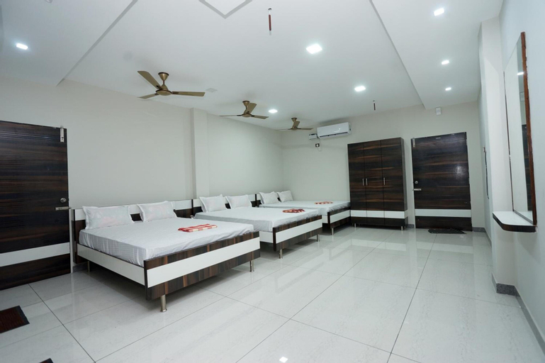 Others 5, Sai Lodge , Tiruchirappalli