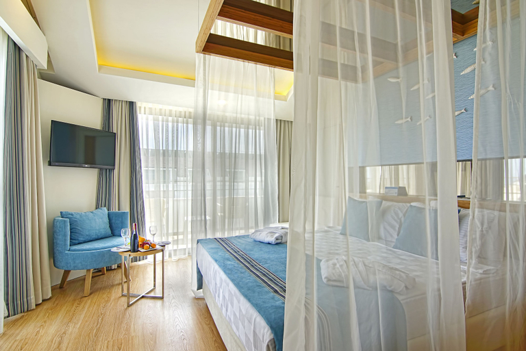 Bedroom 3, Dosinia Luxury Resort, Kemer