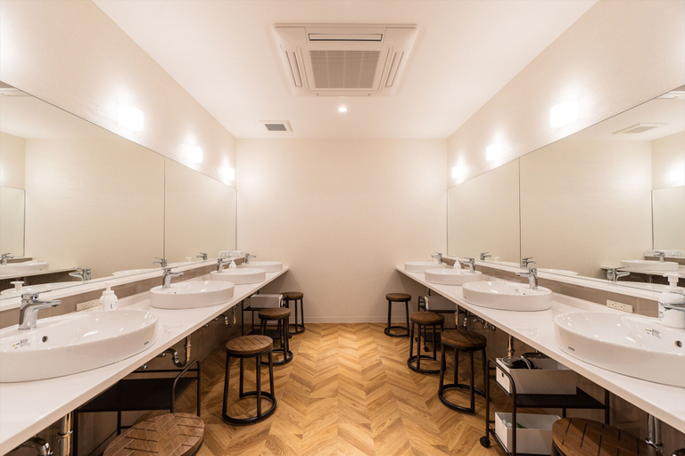 Bathroom 5, I-Link Hostel & Cafe Shimanami, Imabari