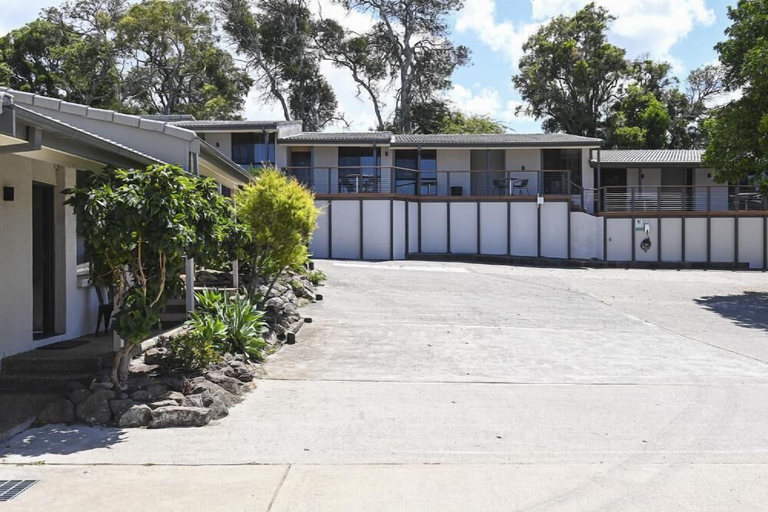 Exterior & Views 2, Fern Bay Motel, Port Stephens