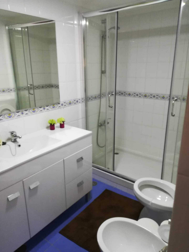 Bathroom, Maré Beach, Vila Real de Santo António