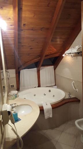 Bathroom 4, Casa del Bosque Apart, Suites & Spa, Los Lagos
