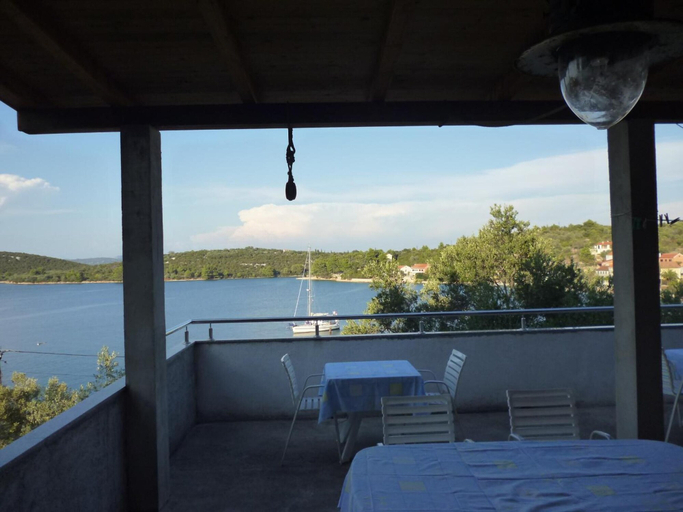Others 5, Picic Guesthouse, Sali