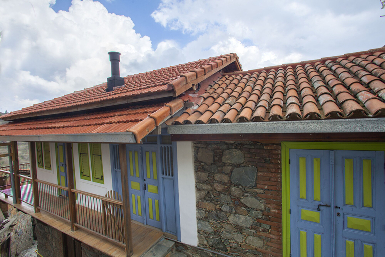 Exterior & Views 2, Lyhnos