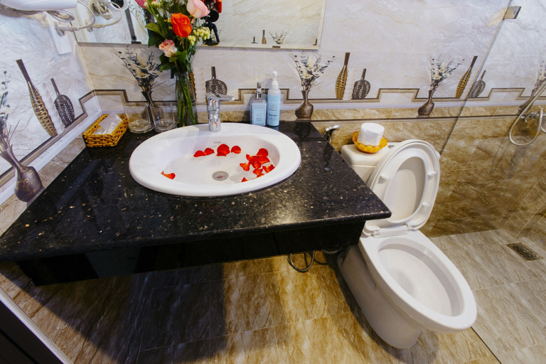Bathroom 3, Home River Villa, Da Nang