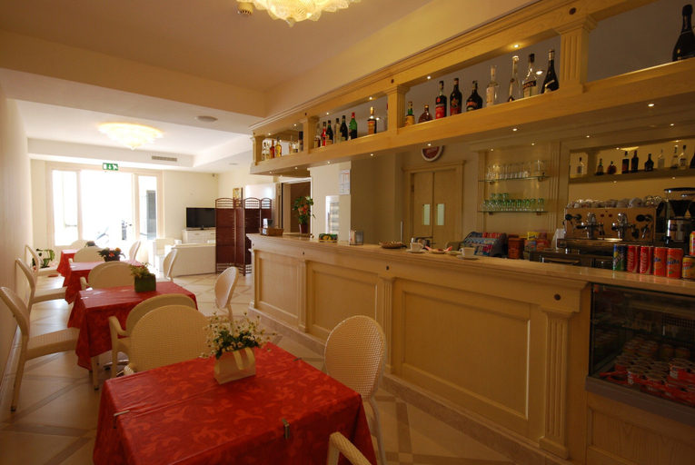 Food & Drinks 5, Incantea Resort, Teramo
