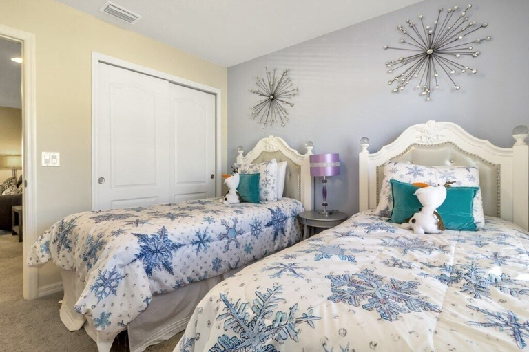 Bedroom 3, Lake View Villa, Osceola