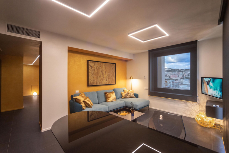 Bedroom 4, Terrazza Colombo Suites, Genova