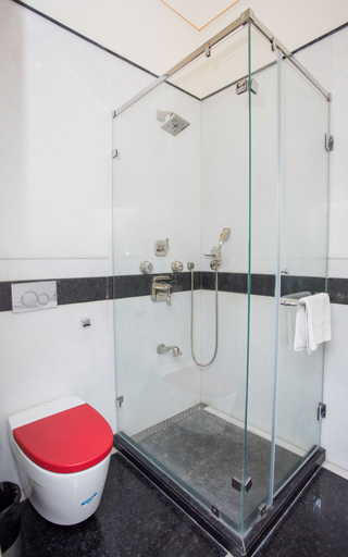 Bathroom 4, Grand Uniara, Jaipur