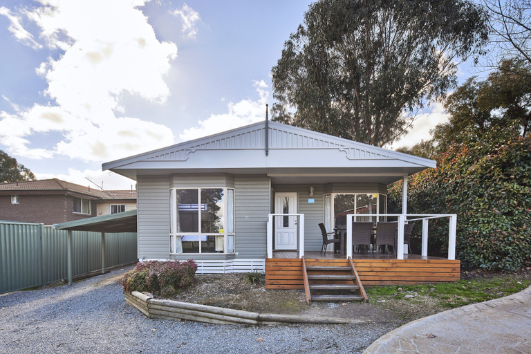 Exterior & Views 2, NRMA Bathurst Panorama Holiday Park, Bathurst Regional - Pt A