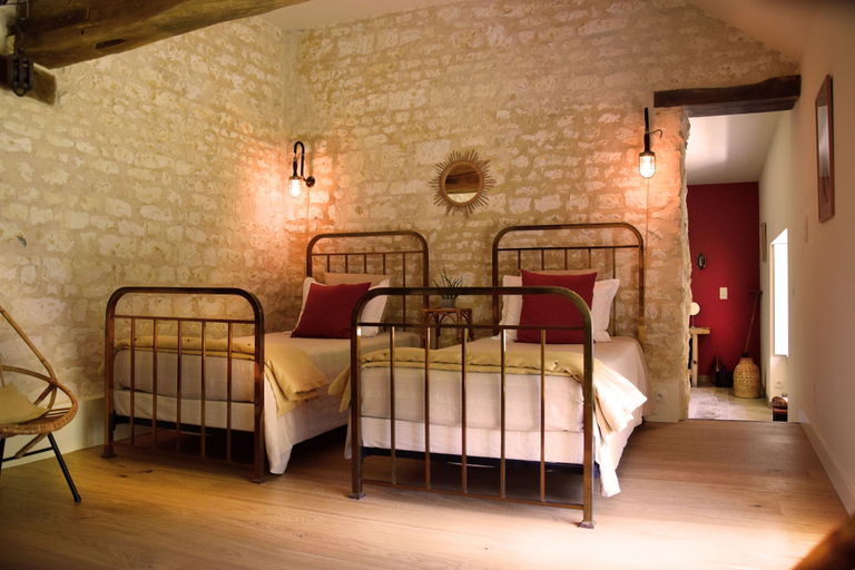 Bedroom 3, Domaine de l'Ocrerie, Yonne