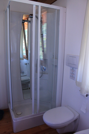 Bathroom 3, Laghi di Lamar, Trento