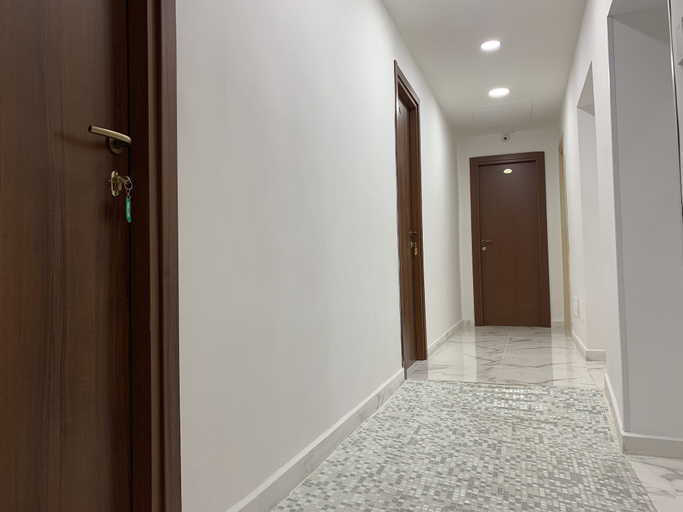 Others 5, Tune Homes B&B, Roma