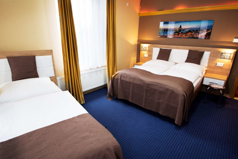 Bedroom 4, C&S Hotel, Pinneberg
