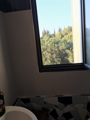 Bathroom 5, Sirene per Ulisse, Salerno