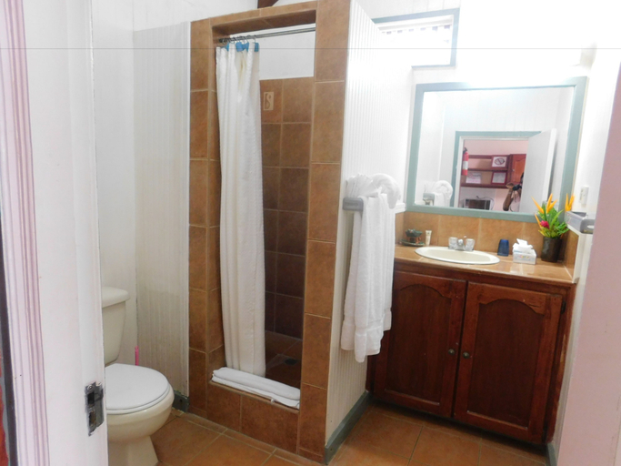 Bathroom 4, La Haut Resort