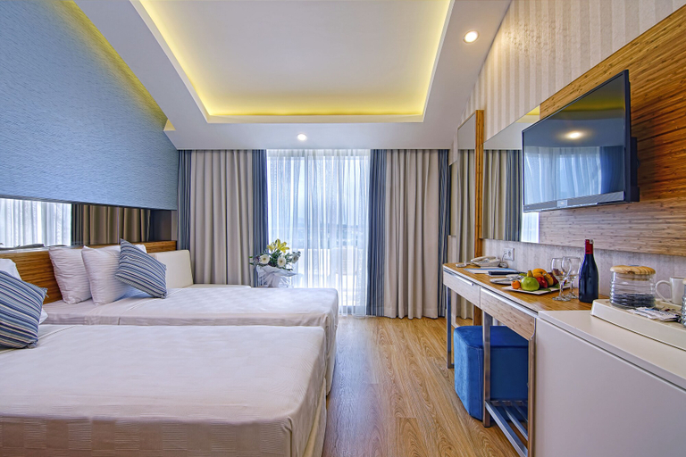 Bedroom 4, Dosinia Luxury Resort, Kemer