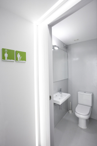 Bathroom 5, Sant Jordi Hostels Gracia, Barcelona